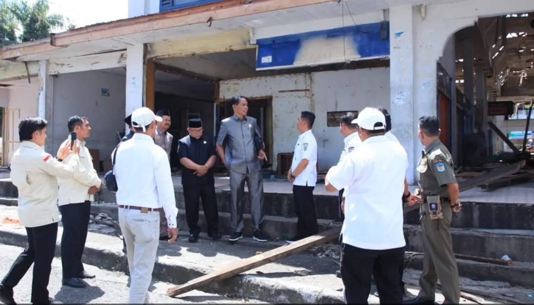 Viral! Anggota DPRD Sungai Penuh Fahrudin Hina Pekerja Bangunan dengan Kata Kasar di Proyek Pasar Beringin