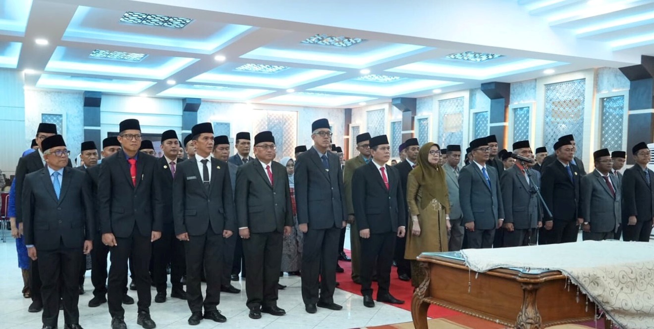 13 Pejabat Eselon II Dilantik Bupati Muaro Jamb