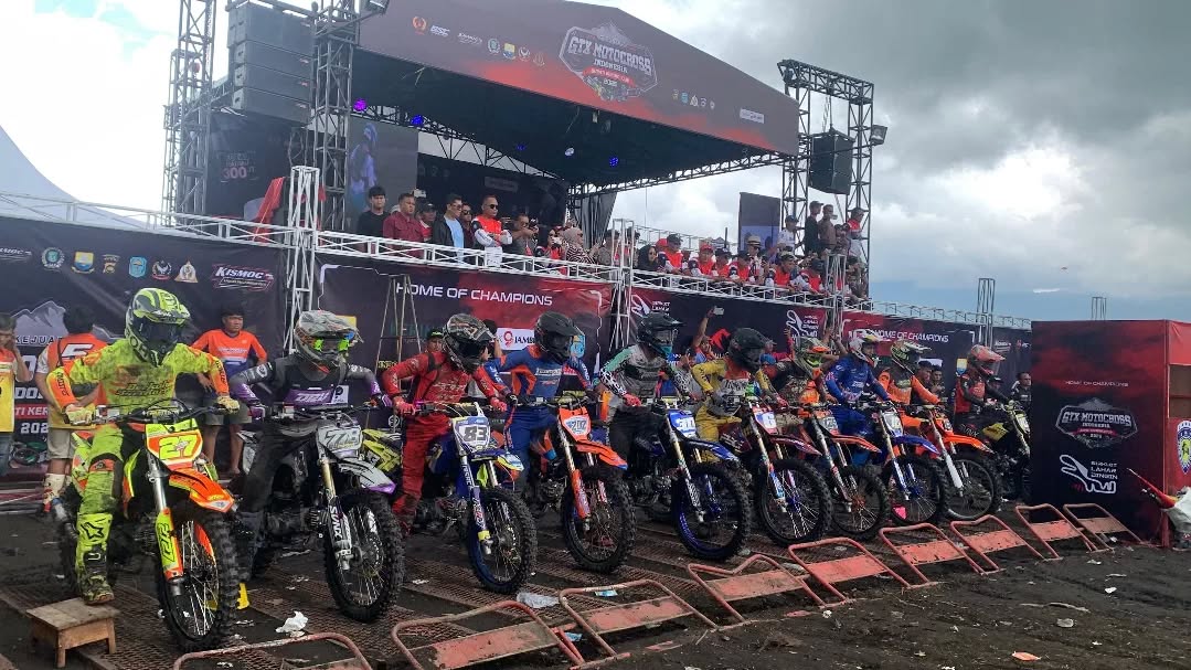 Komandan Kodim 0417/Kerinci, hadir dalam acara GTX Motorcross Indonesia Bupati Cup Tahun 2025