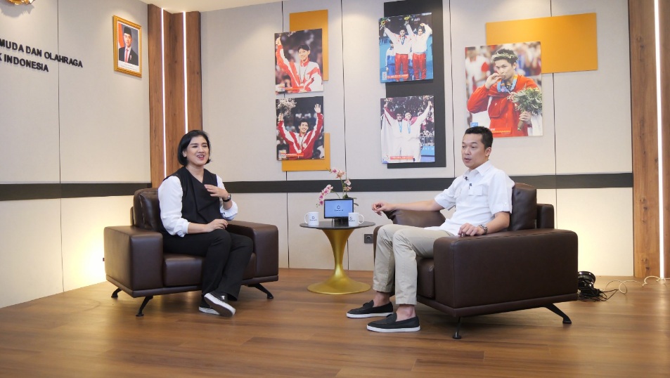 Wamenpora, Taufik Hidayat tampil sebagai bintang tamu dalam podcast Djoernal ID