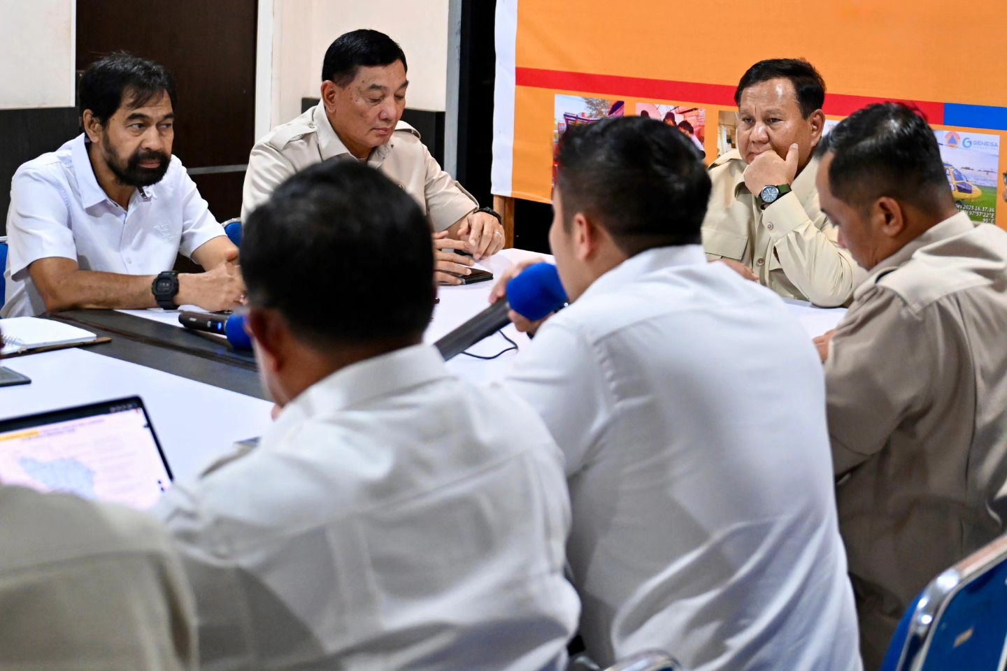 Sindiran Prabowo Copot Bupati Aceh Selatan yang Tinggalkan Wilayah Saat Bencana