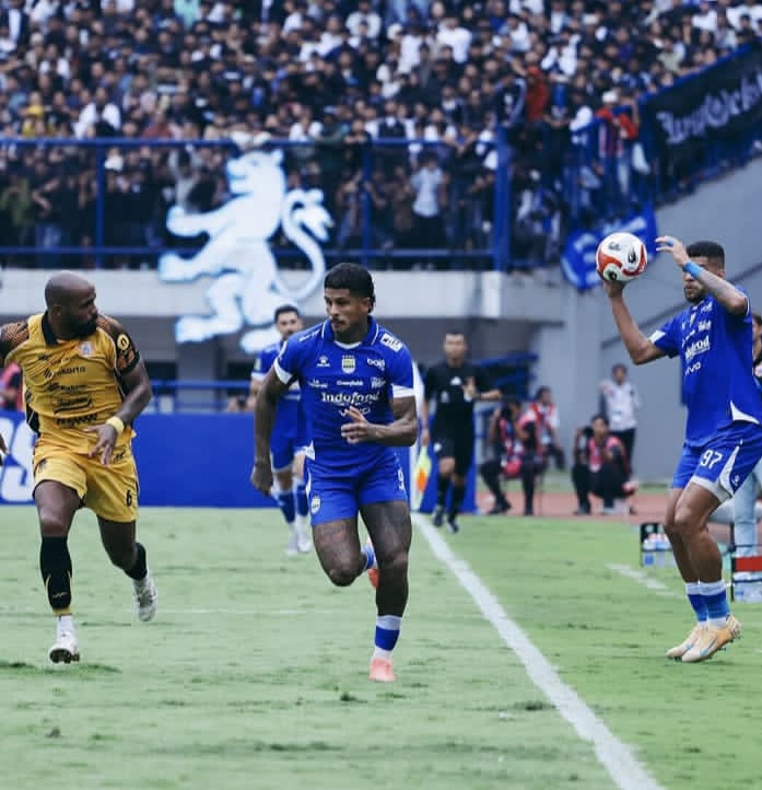 Persib Menang Atas Persija, Bandung Masih Neraka