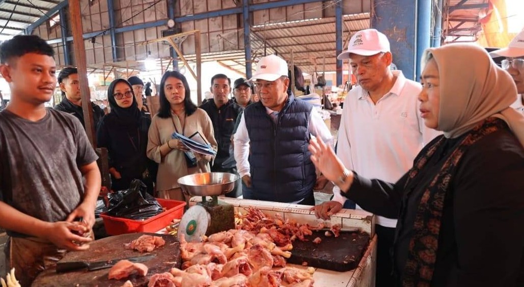 Pemerintah Kabupaten Sungai Penuh bersama Badan Pangan Nasional (BPN) meninjau Pasar Tanjung Bajure dan Pasar Beras, Sabtu (14/02),