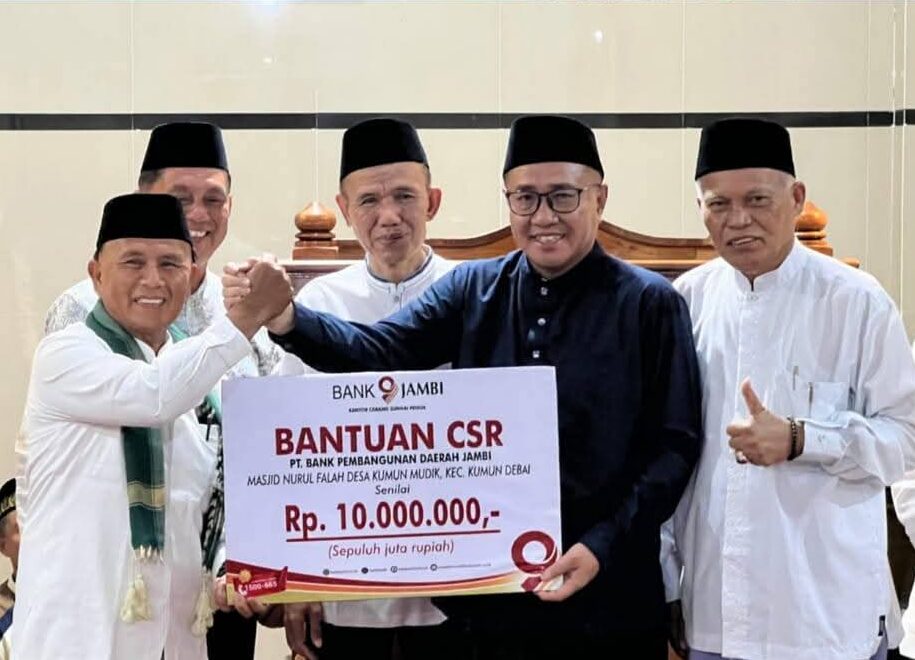 Safari Ramadan di Kumun Mudik, Wako Alfin Serahkan CSR Rp10 Juta