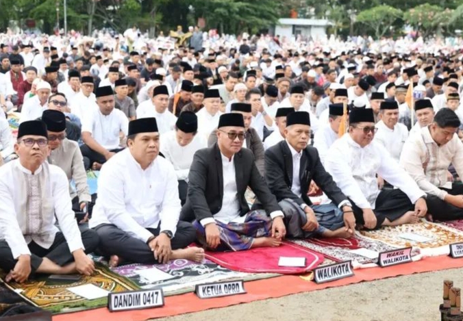 Pemkot Sungai Penuh Sukses Gelar Sholat Idul Fitri 2026
