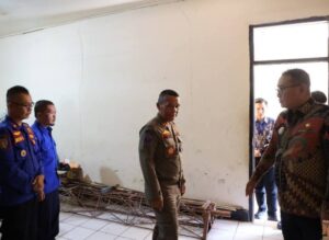 Lemahnya Penegak Perda, Trotoar dan Jalan di Sungai Penuh Dikuasai PKL