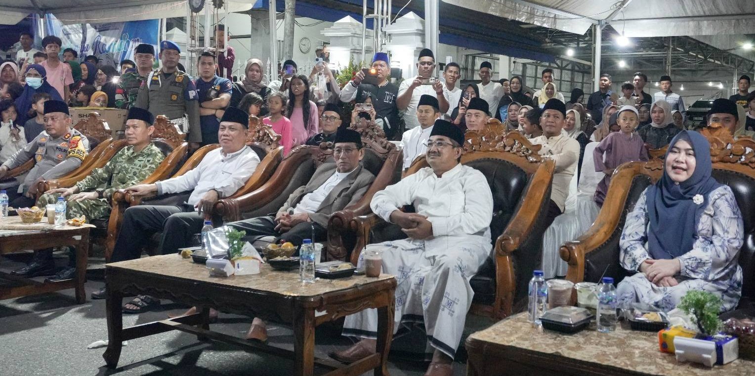 Puncak Arakan Sahur 2026 Tanjab Barat Dipadati Ribuan Penonton