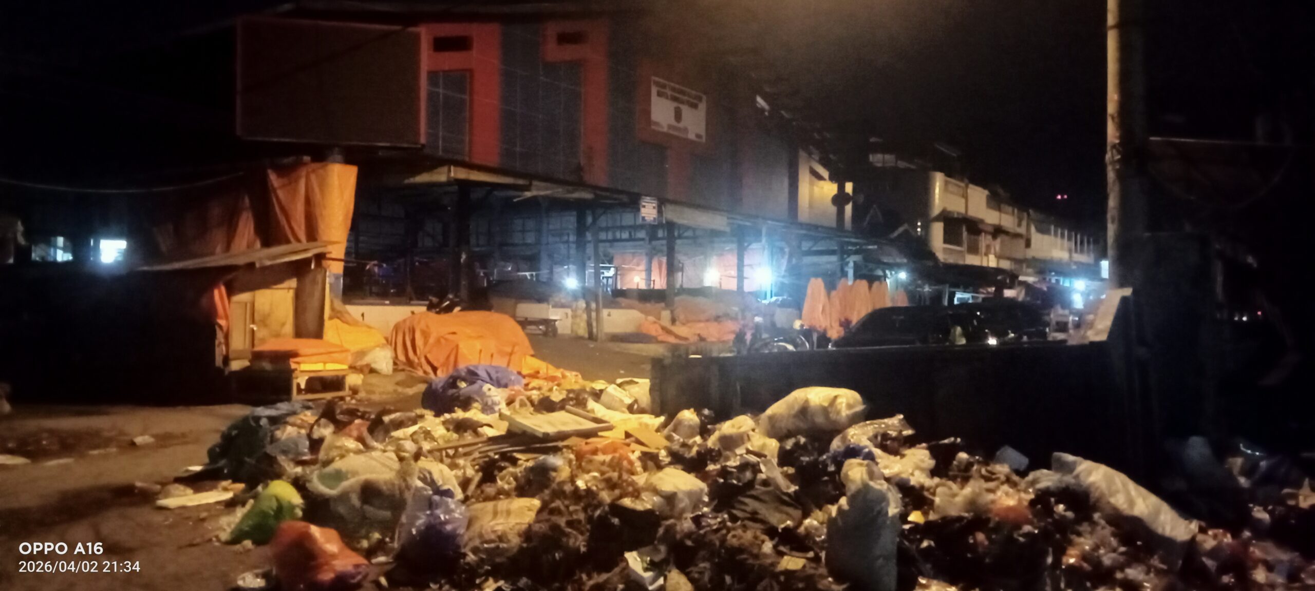 Sampah Kembali Serbu Pusat Kota, DLH Sungai Penuh Tidak Becus Bekerja.!