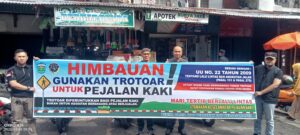 Dishub Kota Sungai Penuh Ajak PKL Jalan M. Yamin Taat Aturan