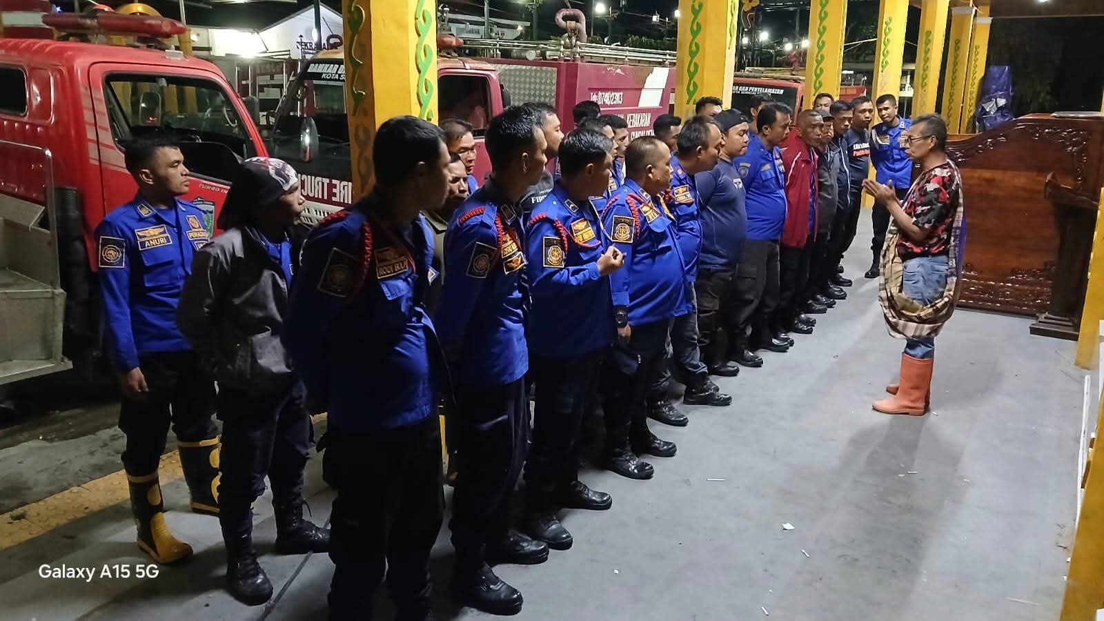 Bergerak ! Damkar Sungai Penuh Telah Bersihkan Area Salat Idul Adha 1447 H