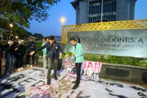 Rupiah Melemah, Mahasiswa Beri Deadline 18 Hari Kepada Pemerintah