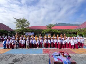 Yessi Sambut Hangat Murid Baru SDN 10, Siap Cetak Generasi Berprestasi