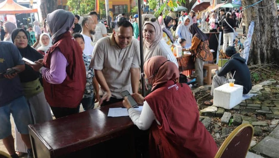 Warga Padang daftar Portal Perlinsos