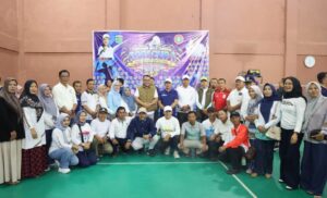Turnamen Bulu Tangkis PGRI CUP I Ditutup Wako Alfin, IAIN Kerinci Sabet Juara